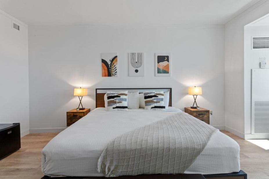 Boardwalk King Bed Retreats By Cozysuites Atlantic City Exterior photo
